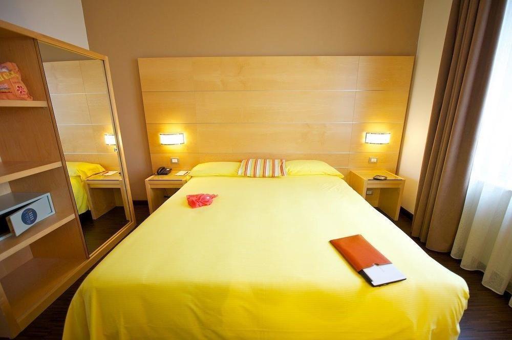 Ibis Styles Parma Toscanini Екстер'єр фото