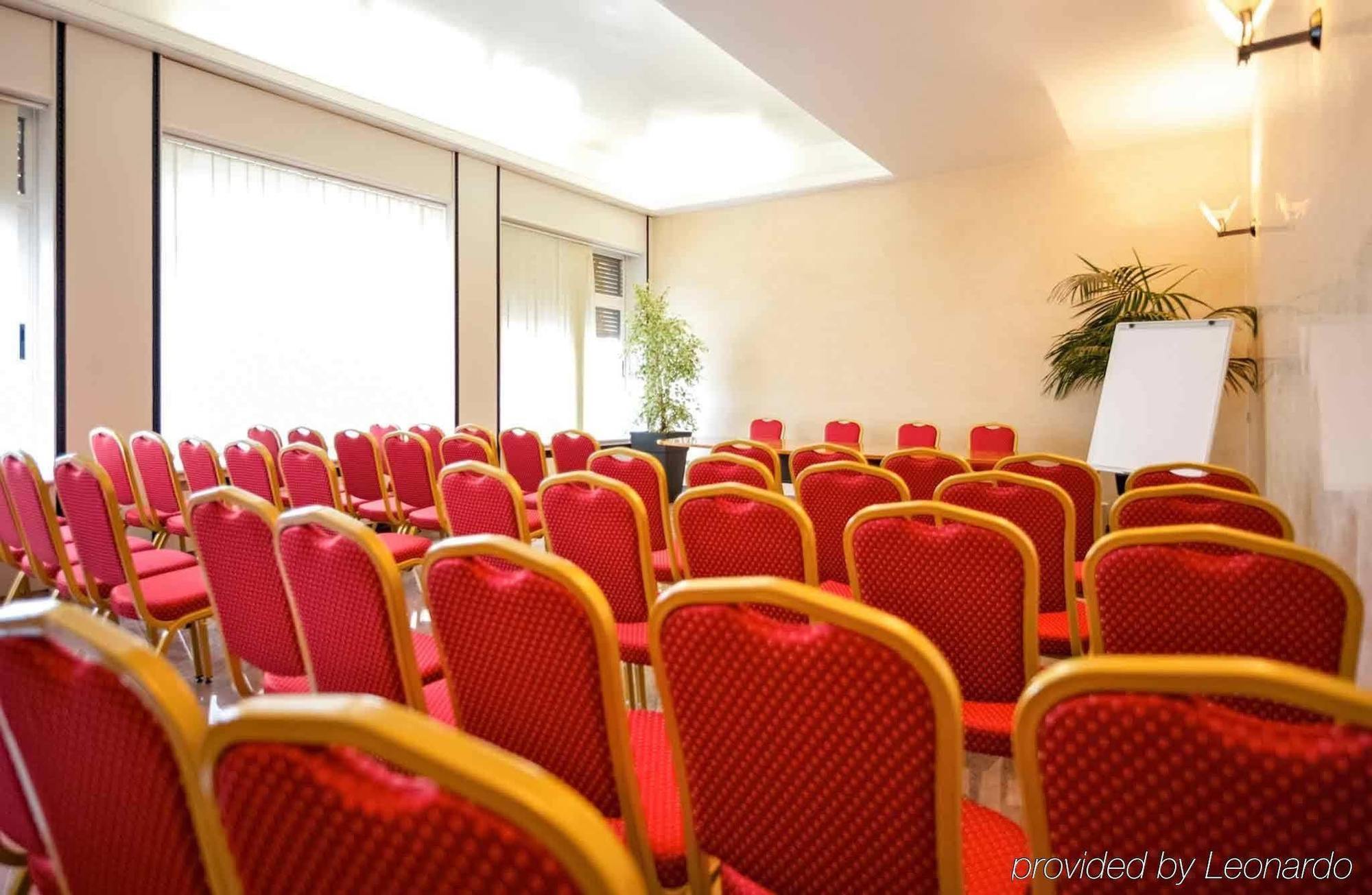 Ibis Styles Parma Toscanini Екстер'єр фото